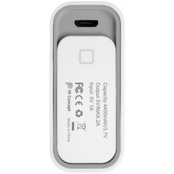 Front-12356500_F | Powerbank PB-4400